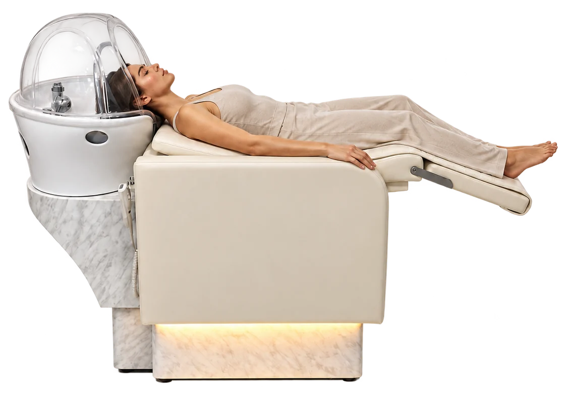 Reva Air Spa crème en position zéro gravité avec modèle